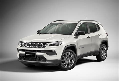 Versão do Jeep Compass desaparece do site da marca; entenda o motivo