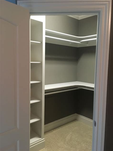 Guest bedroom closet #SmallGuestbedroom in 2020 | Closet remodel ...