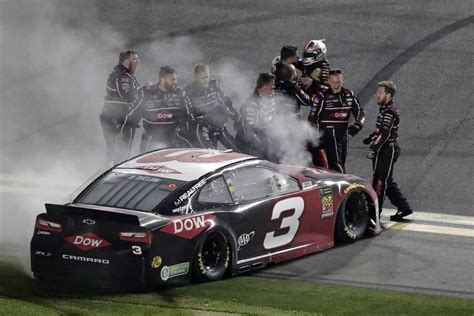 Austin Dillon wins Daytona 500, takes No. 3 back to victory lane | Las ...