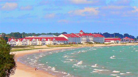 Blue Harbor Resort's Lake Michigan shore | Sheboygan Wiscons… | wards ...