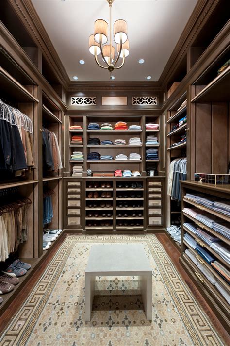 Closet Design Ideas 2021 : Give your closet a custom look with this ...