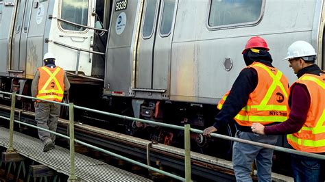 NYC Subway derailment: F train service restored after Brooklyn ...