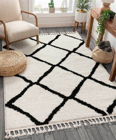 20++ Black And White Geometric Rug - PIMPHOMEE