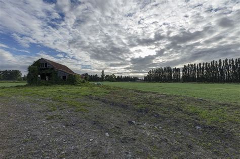 Rural Farm with Lush Vegetation and Beautiful Landscape - HDRi Maps and ...