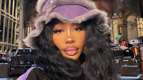 What does SZA stand for? Singer’s stage name explained - Dexerto