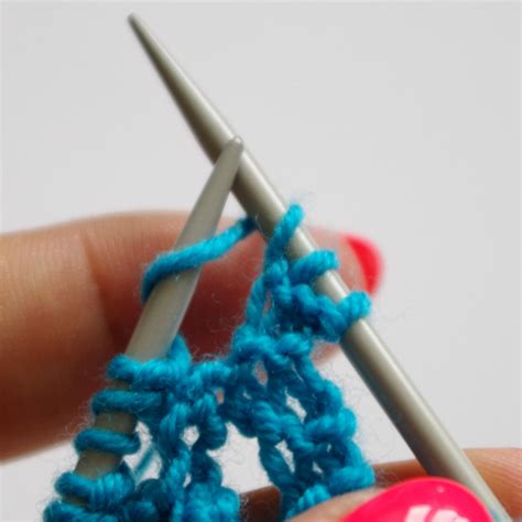 Yarn over twice tutorial - Knitting Blog Pattern Duchess