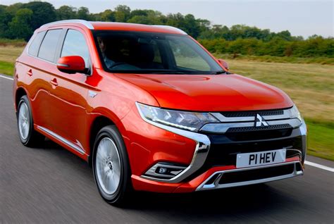 Mitsubishi Outlander PHEV review – Automotive Blog