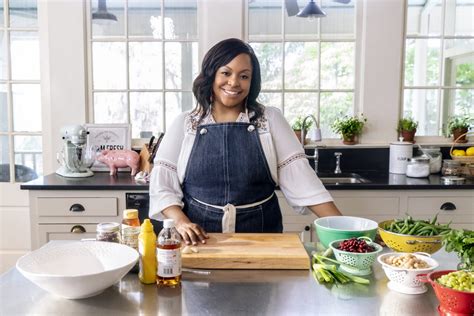 Kardea Brown '11 hosts new Food Network show highlighting Gullah ...