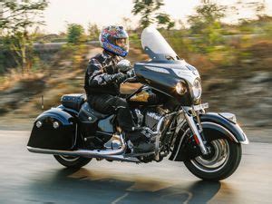 2015 Indian Chieftain Review - ZigWheels