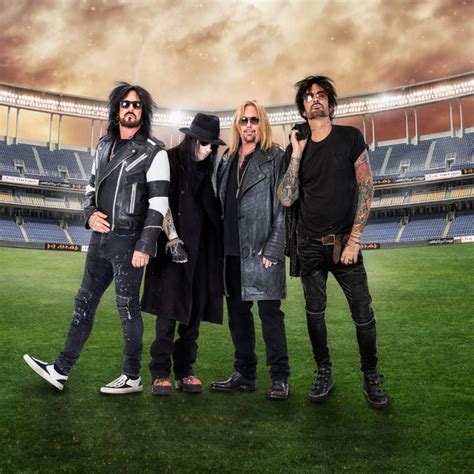 Feb 18, 2023: Agora / Def Leppard / Mötley Crüe at Foro Sol Mexico City ...