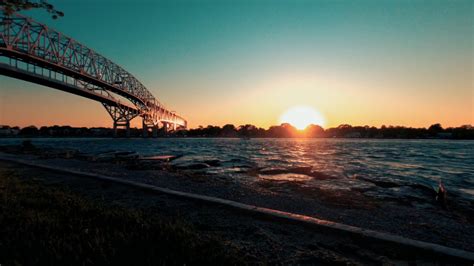 Bluewater Bridge Sunset - YouTube