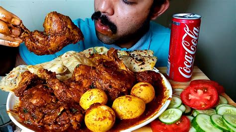 SPICY EGG AND CHICKEN CURRY WITH POROTA EATING|#HungryPiran - YouTube