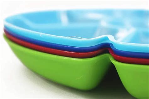 This 7 Section Divided Plate Is Perfect For People Who Like To Separate ...