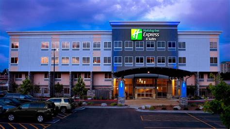 Holiday Inn Express & Suites Colorado Springs Central, an IHG Hotel ...