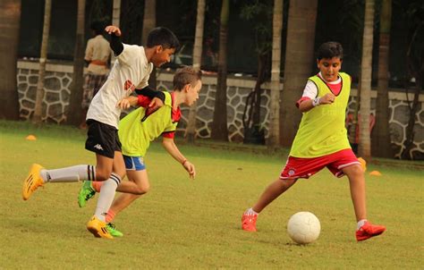 Beneficios de jugar al fútbol - Curso de Entrenador de Fútbol