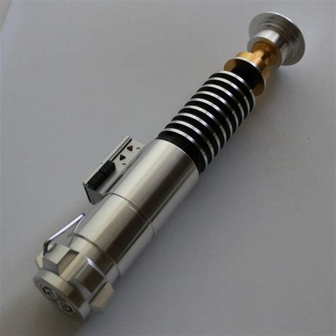 Luke Skywalker Legacy Lightsaber (ROTJ) Review | Disney Star Wars ...