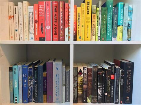 Rainbow bookshelf : r/pics