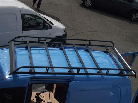 VW Caddy - Modular roof rack