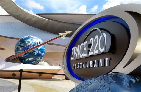 Space 220 Lounge Is Now Taking Reservations | Disney Dining