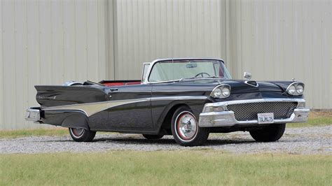 1958 Ford Fairlane Convertible | T153 | Dallas 2017