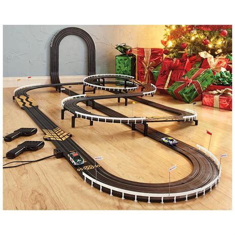 Toys R Us Fast Lane Challenger II slot car race track jwillar1 ...