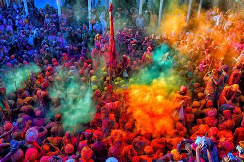 Holi Festival 2024 India - Amalie Barbara