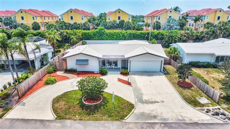 644 Las Palmas Park, Boynton Beach, FL 33435 | MLS# RX-10616324 | Redfin