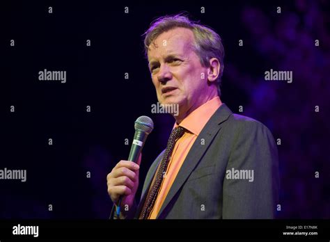 Frank skinner stand up hi-res stock photography and images - Alamy