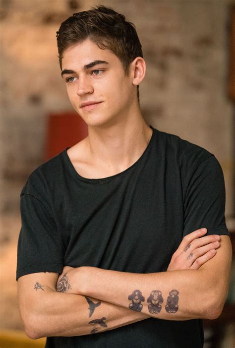 Hero Fiennes Tiffin on After and the Book's Fanbase | Collider