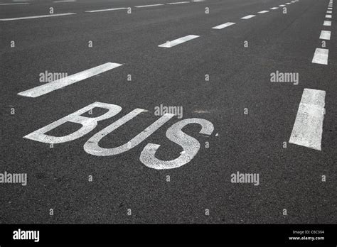 Carriageway marking hi-res stock photography and images - Alamy