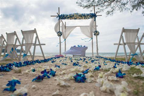 Beach Wedding Phuket Thailand - Unique Phuket Wedding Planners