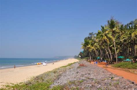 Shiroda Beach, Goa: How To Reach, Best Time & Tips