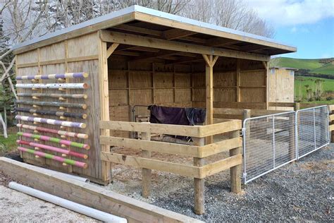 Horse Shelters - Ag Construct | Equestrian shelters and stables