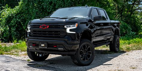 2022 Chevy Silverado – Awesome Blackout Off-Road Build With Red Accents ...