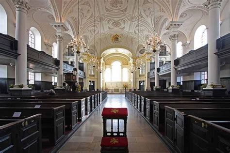 St Paul's Chapel Interior - Patriot Tours Historic Walking Tours NYC