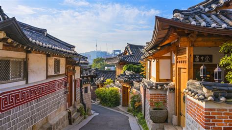 Seoul Canvas Print Traditional Korean style architecture at Bukchon ...