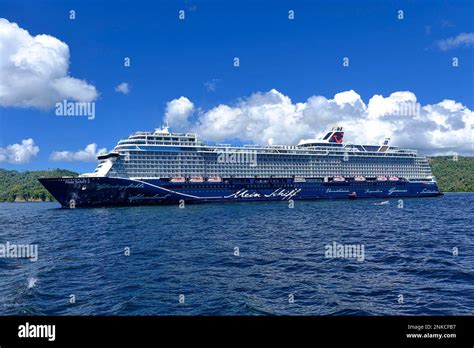 TUI Mein Schiff 2 cruise ship in Samana Bay, Samana, Las Terrenas ...