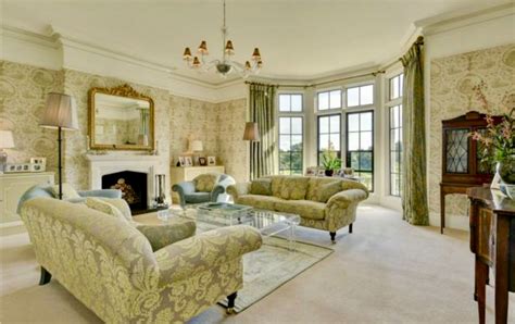 Living room in Georgian House, English West Country | House, Airy room ...