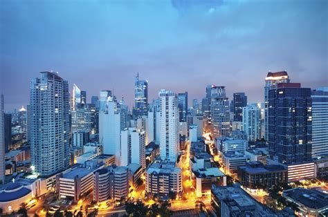 Makati skyline (Manila - Philippines) | Global Trade Review (GTR)