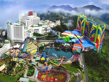 3D2N GENTING HIGHLAND FIRST WORLD HOTEL from Green Holidays