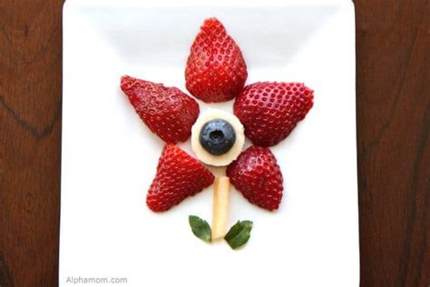 Craft and Snack: Easy Fruit Art | Alpha Mom