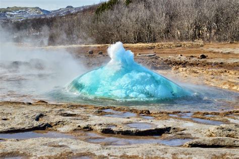 geyser geysir eruption strokkur iceland Iceland Photos, Golden Circle ...