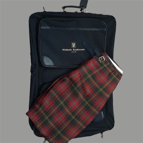 Black Kilt Outfit Carrier - Kinloch Anderson