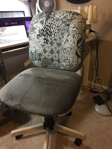 Reupholstering My Koala Sewcomfort Chair | BlackWebDiva.com