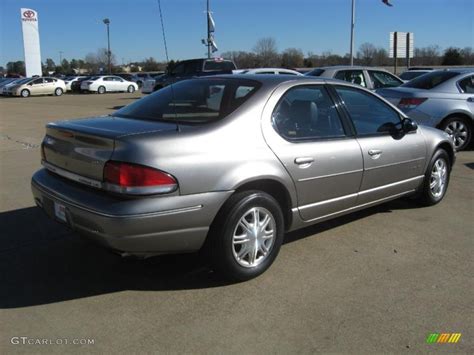 Bright Platinum Metallic 1998 Chrysler Cirrus LXi Exterior Photo ...