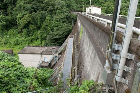 Fujiigawa Dam (Ibaraki, 1976) | Structurae