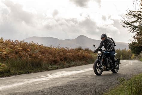 Best Motorcycle Gear for Autumn – Winter - Knox