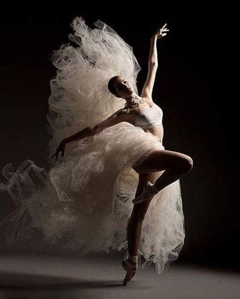 Fantasy dancer Art Ballet, Ballet Dancers, Ballerina Dancing, Dance ...