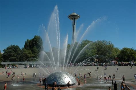 ***Earth Art***: "International Fountain" at Seattle Center