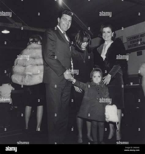 DALE ROBERTSON with Lou Harding and daughter Rochelle Robertson and ...